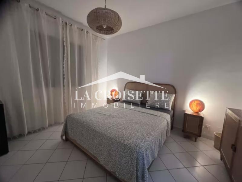 Duplex avec jardin S+3 meublé à Gammarth